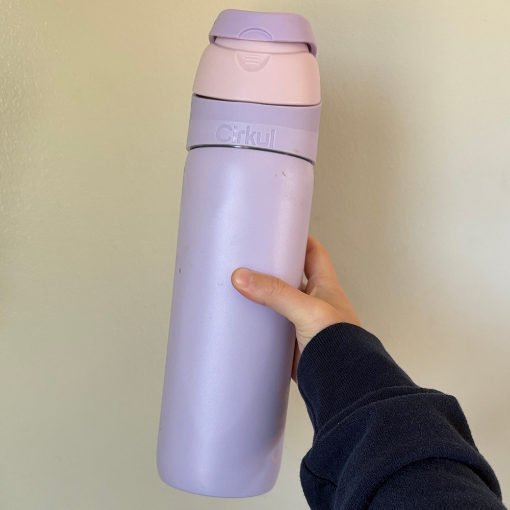 Cirkul Purple Water Bottle